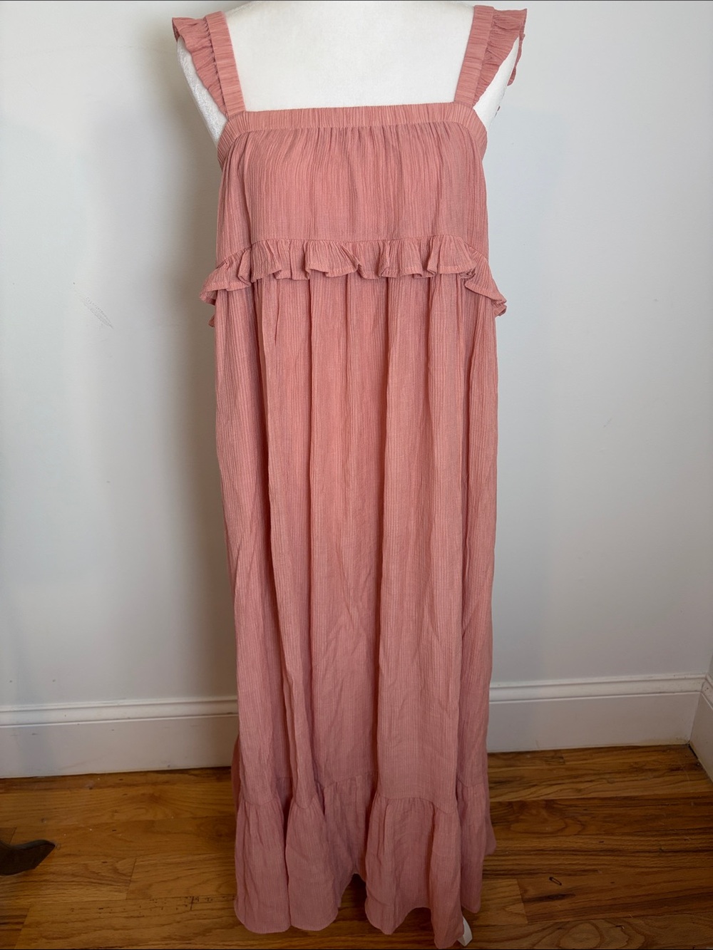 Sadie & Sage Ruffled Sleeveless Maxi Dress in Dusty Rose Small Tiered NWOT